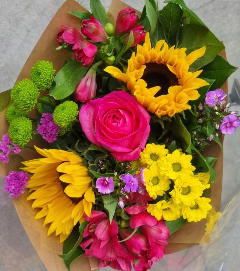 Great Value Blooms Florist Choice