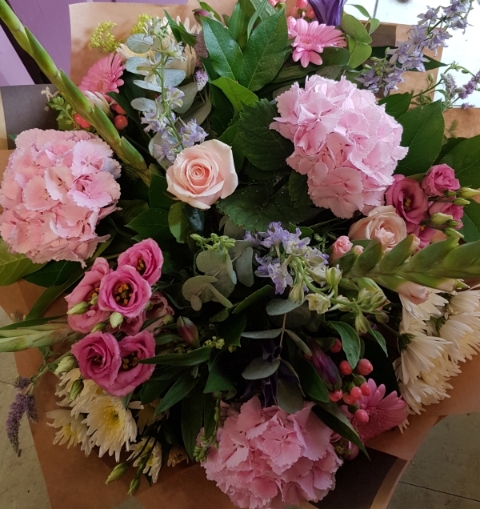 The Belle Handtied