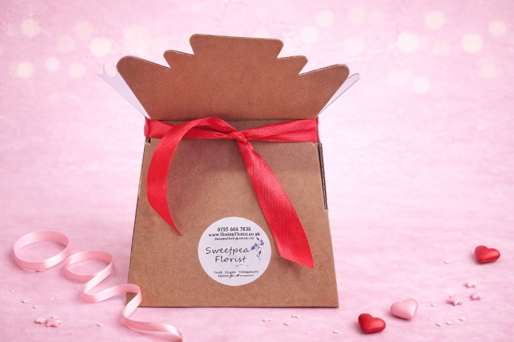 Valentine's Pastel Rose Handtied